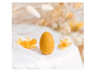 Beeswax candle "Easter egg"