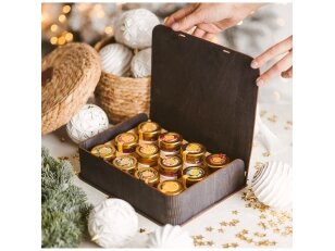 Honey treats in a black wooden gift box (12 x 50 g)