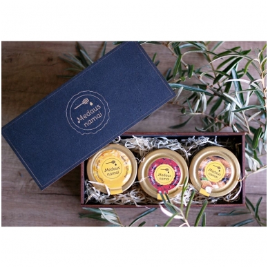 Medaus produktų rinkinys medinėje dovanų dėžutėje (juodos sp.) 3