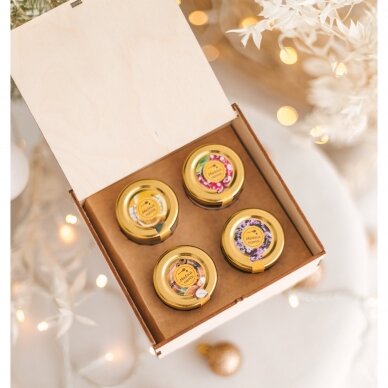 Medaus skanėstų rinkinys dėžutėje su kalėdiniu vainiku (4 x 50 g) 2